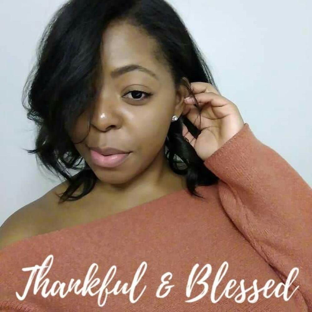 Meet your Posher, Tray